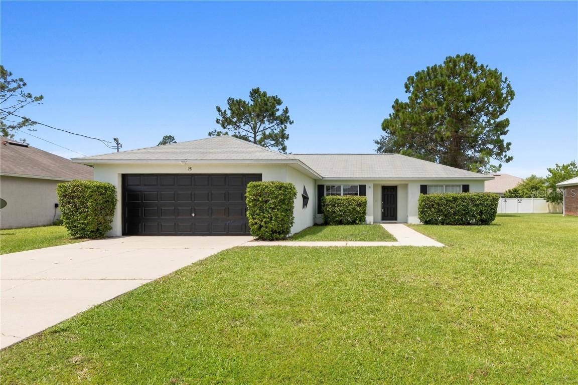 28 Roxbury Ln., Palm Coast, FL 32164