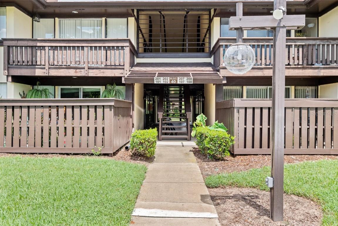 40 Club House Dr. #202, Palm Coast, FL 32137
