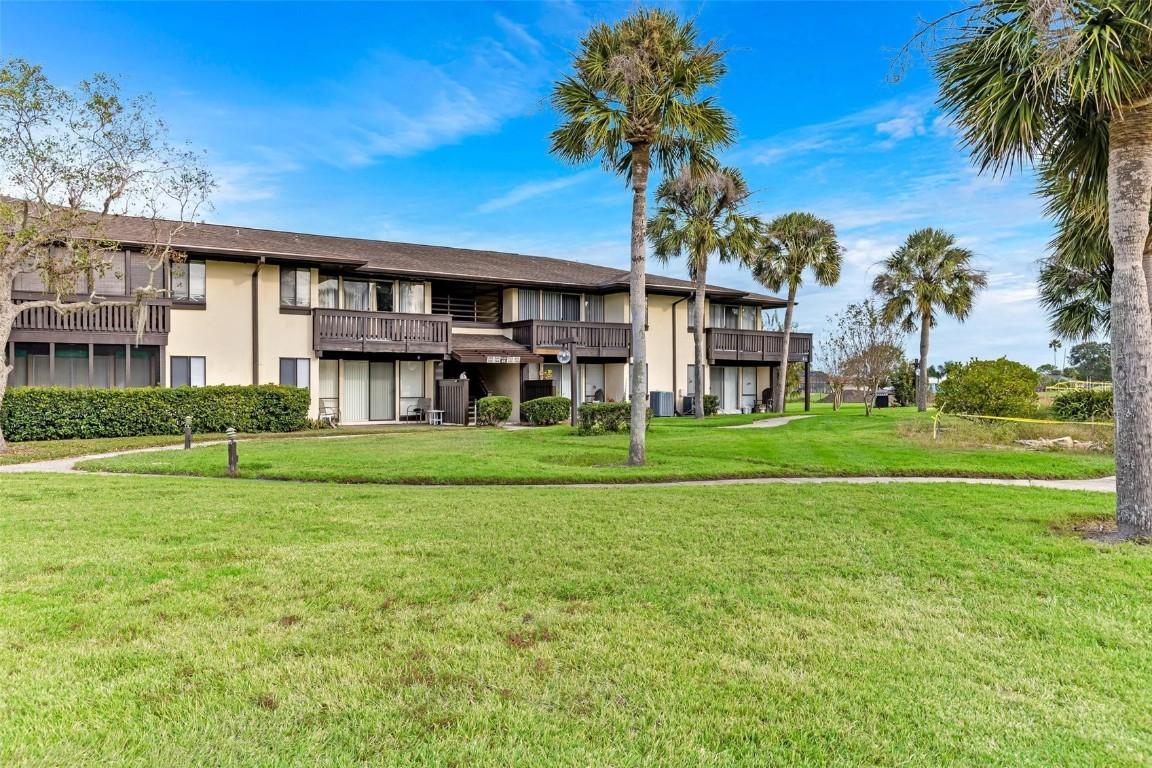 46 Club House Dr. #204, Palm Coast, FL 32137