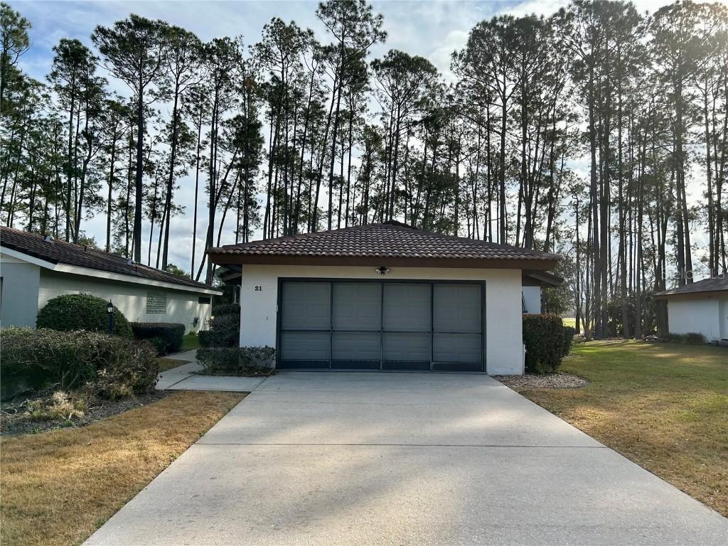 21 Lago Vista Pl., Palm Coast, FL 32164
