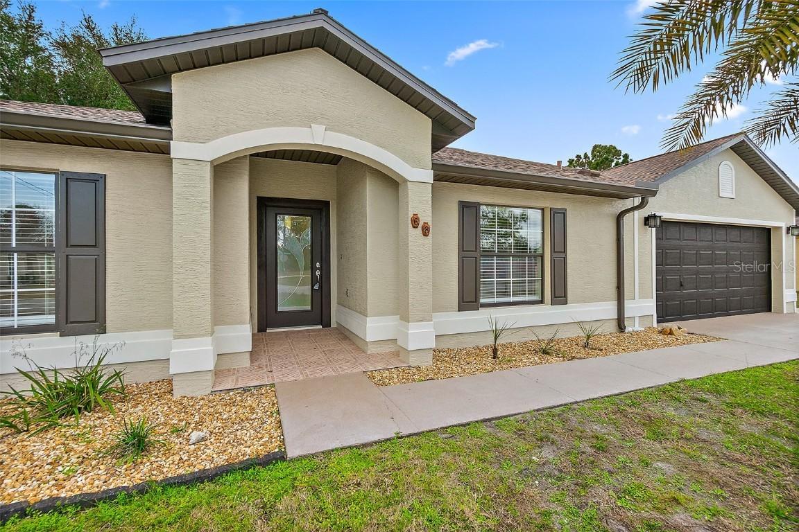 68 Rocking Horse Dr., Palm Coast, FL 32164