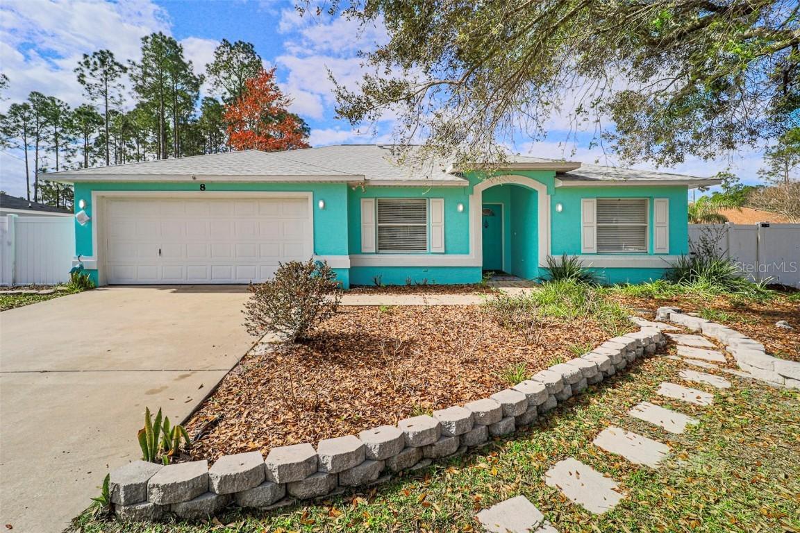 8 Llobell Pl., Palm Coast, FL 32164