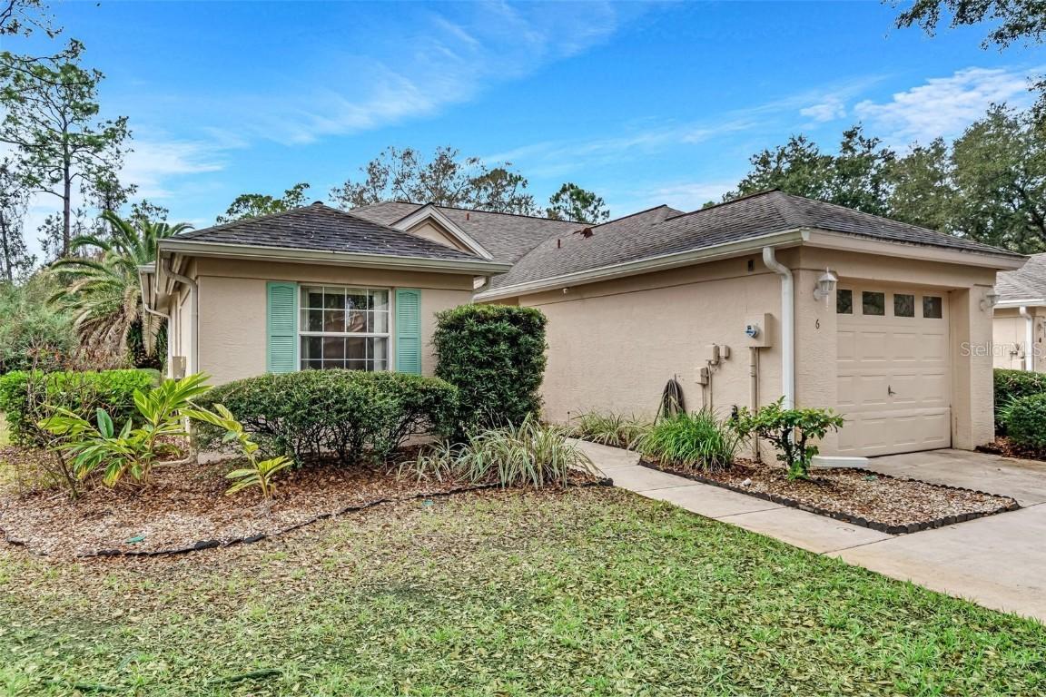 6 Gaston Pl., Palm Coast, FL 32164