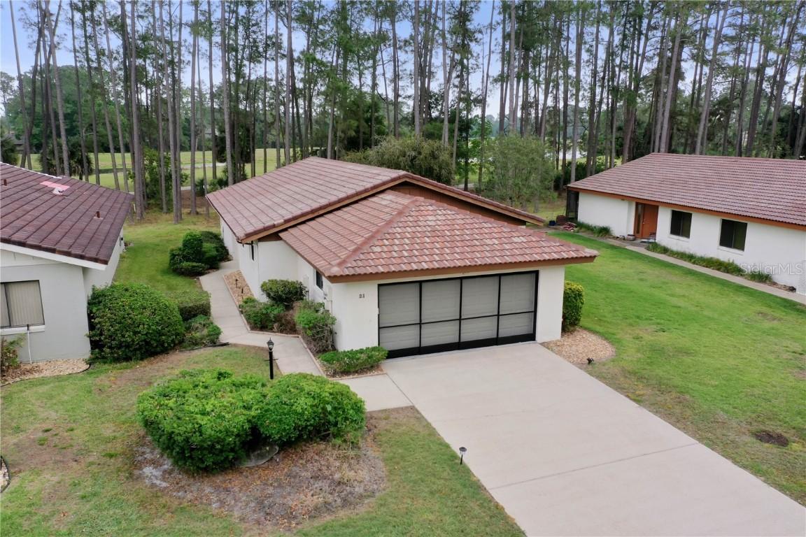 21 Lago Vista Pl., Palm Coast, FL 32164