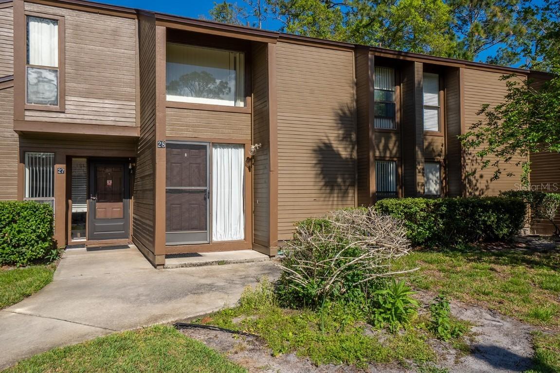 28 Oxford Ln., Palm Coast, FL 32137