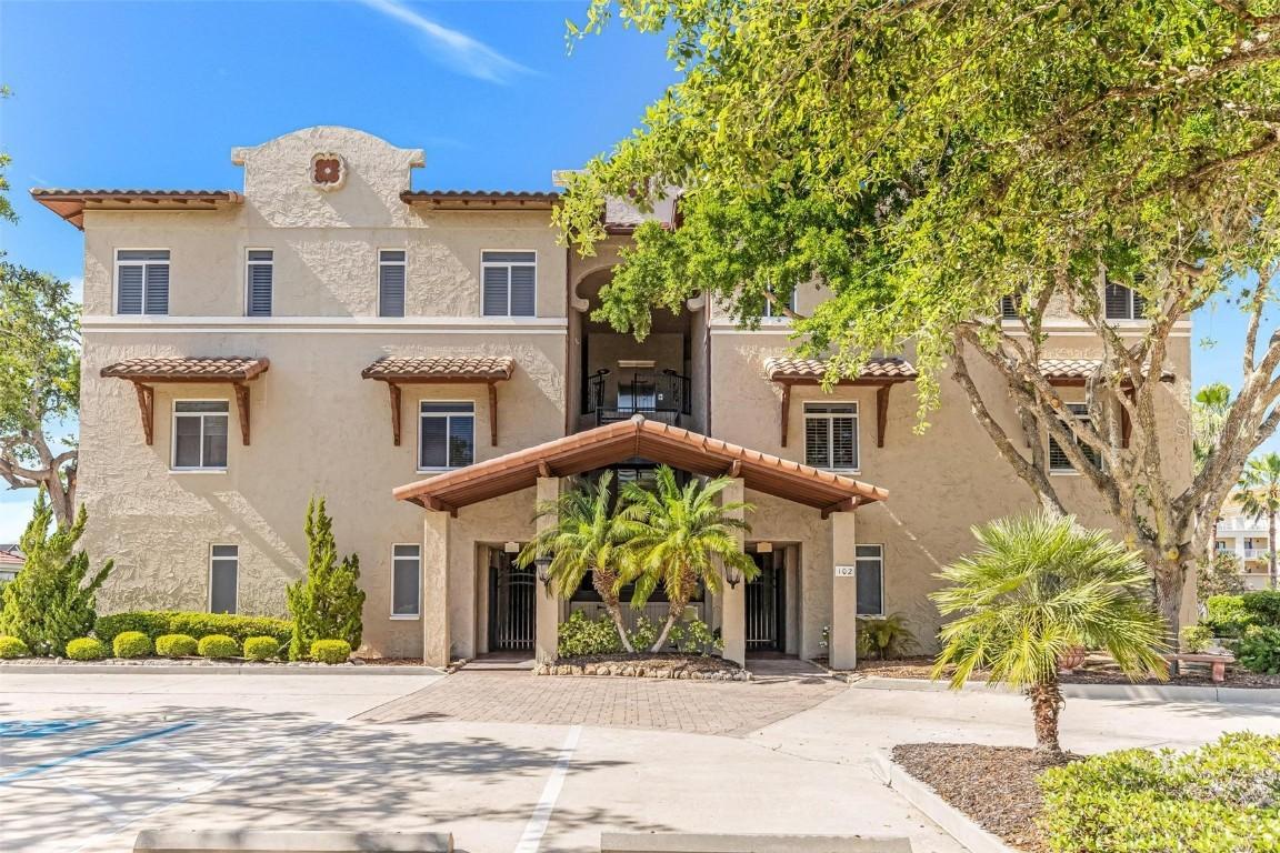 102 Club House Dr. #208, Palm Coast, FL 32137