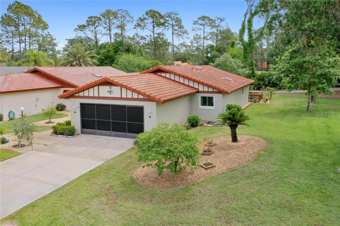 7 Lago Vista Pl., Palm Coast, FL 32164