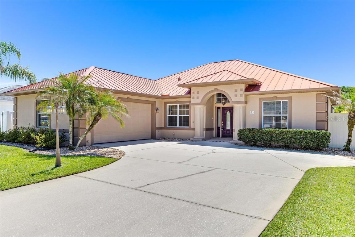 32 Woodhollow Ln., Palm Coast, FL 32164