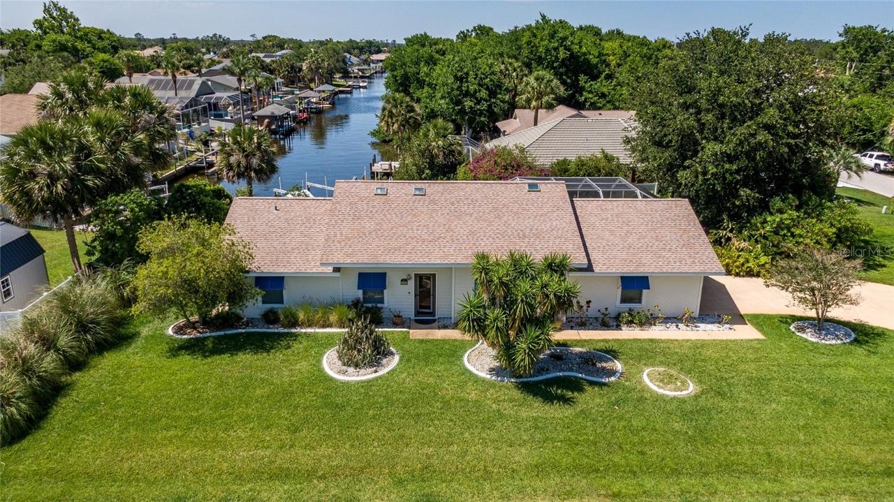 2 Cherokee Ct., Palm Coast, FL 32137