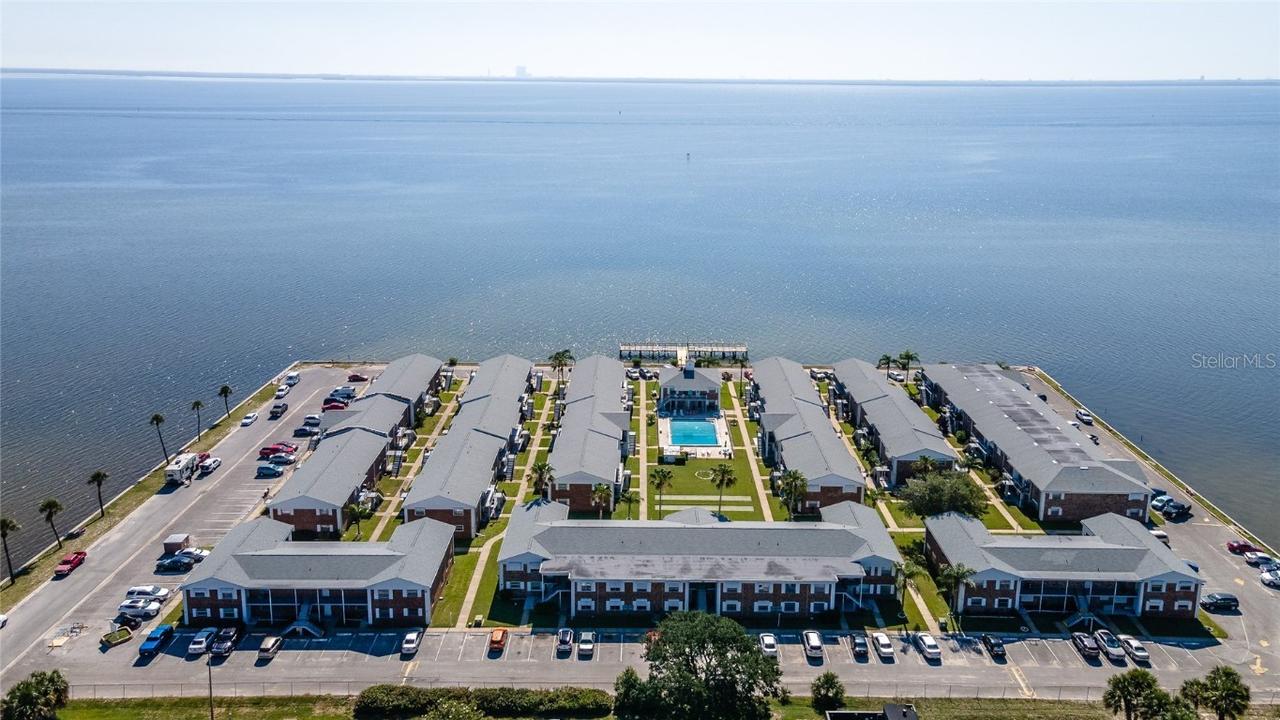 190 E Olmstead Dr. #F10, Titusville, FL 32780