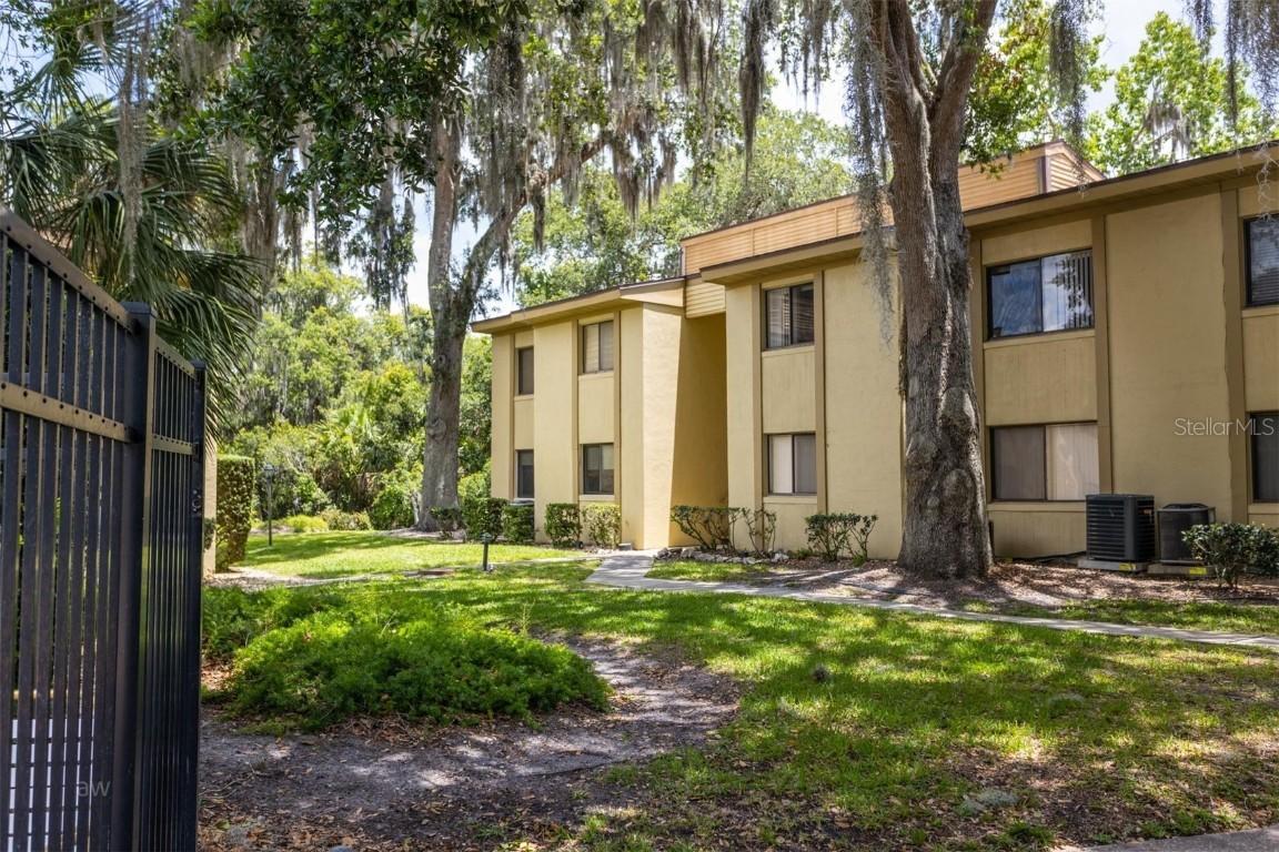 310 Palm Coast Pkwy. #104, Palm Coast, FL 32137