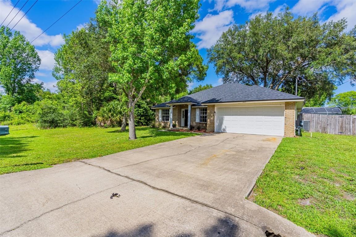 207 Parkview Dr., Palm Coast, FL 32164