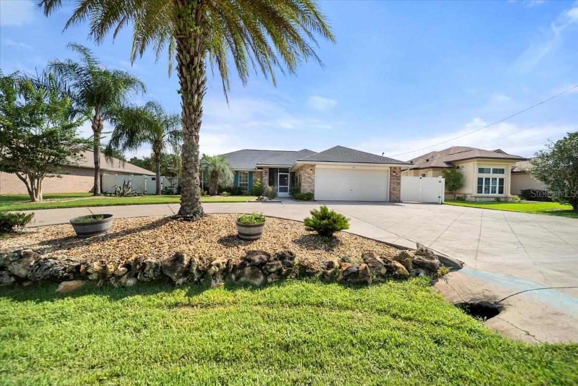 56 London Dr., Palm Coast, FL 32137