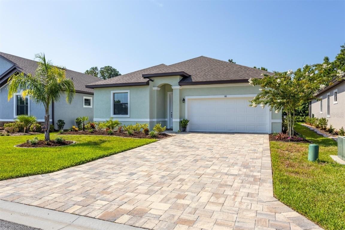 95 Green Cir., Palm Coast, FL 32164