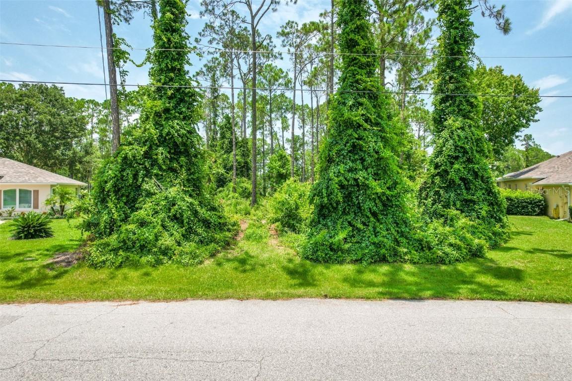 83 Eastwood Dr., Palm Coast, FL 32164