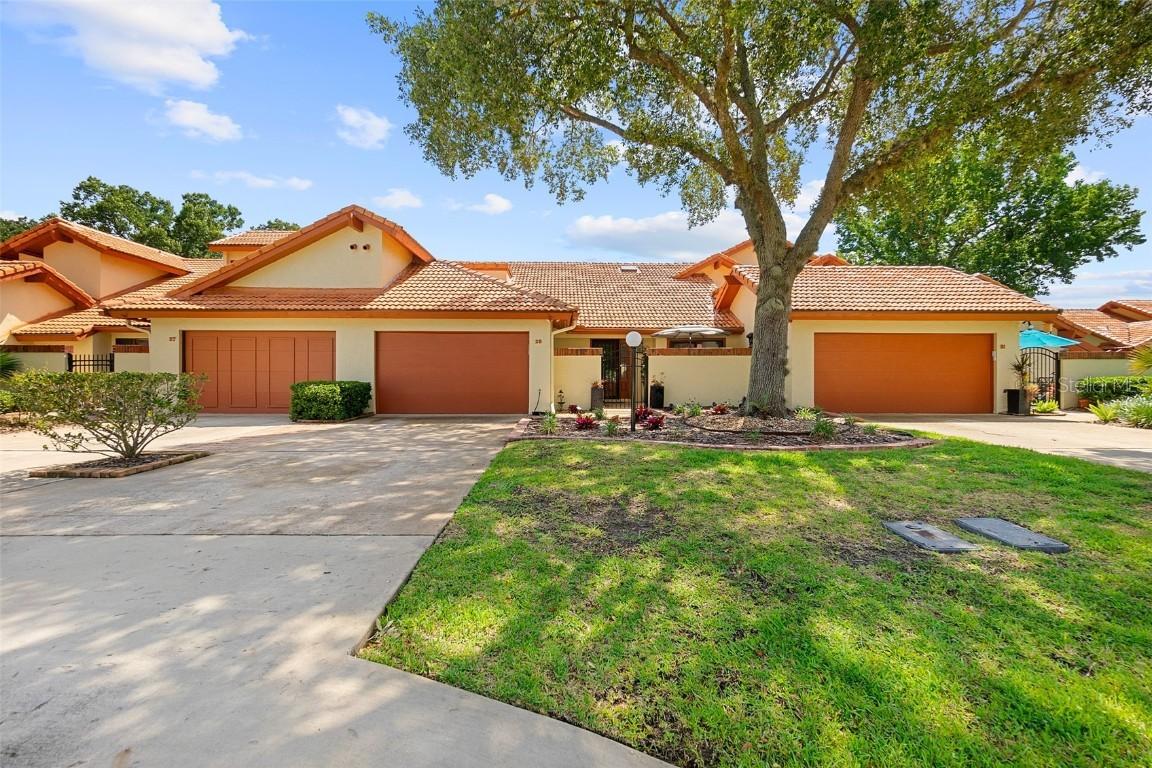 29 Village Cir., Palm Coast, FL 32164