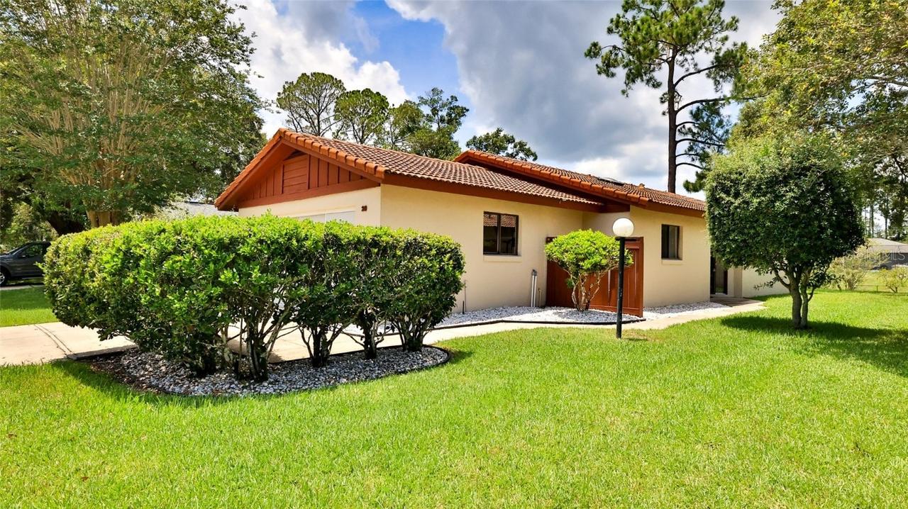 20 Lago Vista Pl., Palm Coast, FL 32164