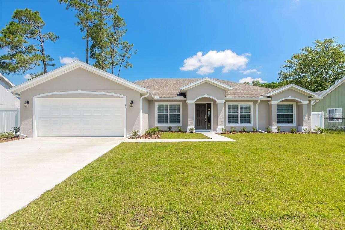32 Weymouth Ln., Palm Coast, FL 32164