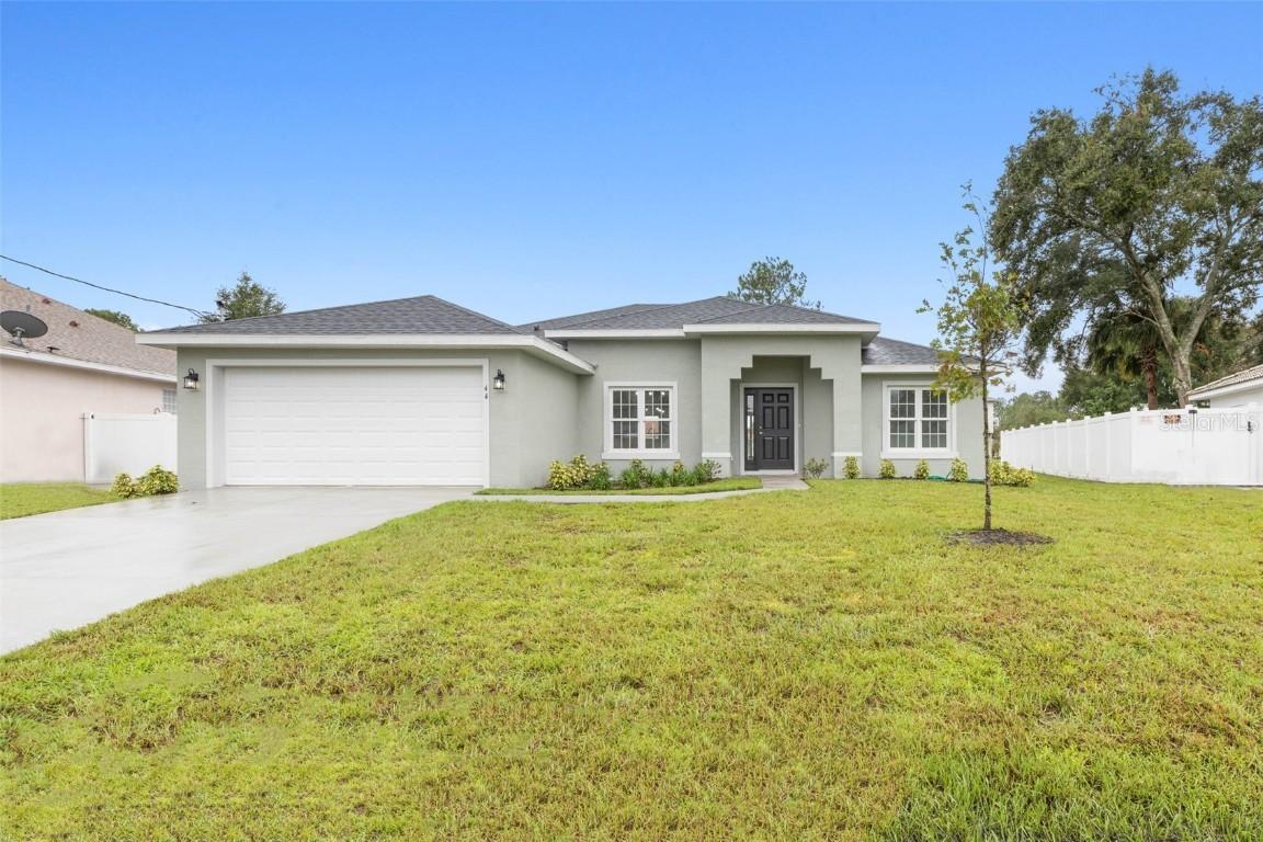 44 Princeton Ln., Palm Coast, FL 32164