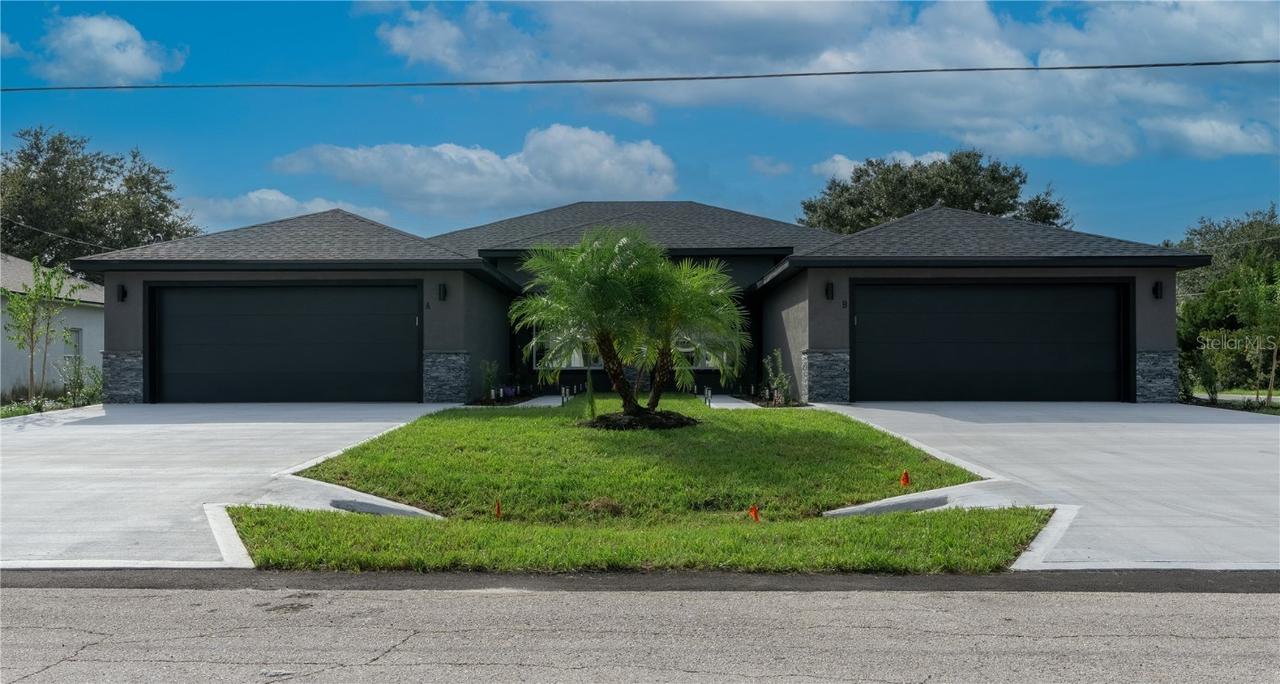 2 Lynn Pl., Palm Coast, FL 32137