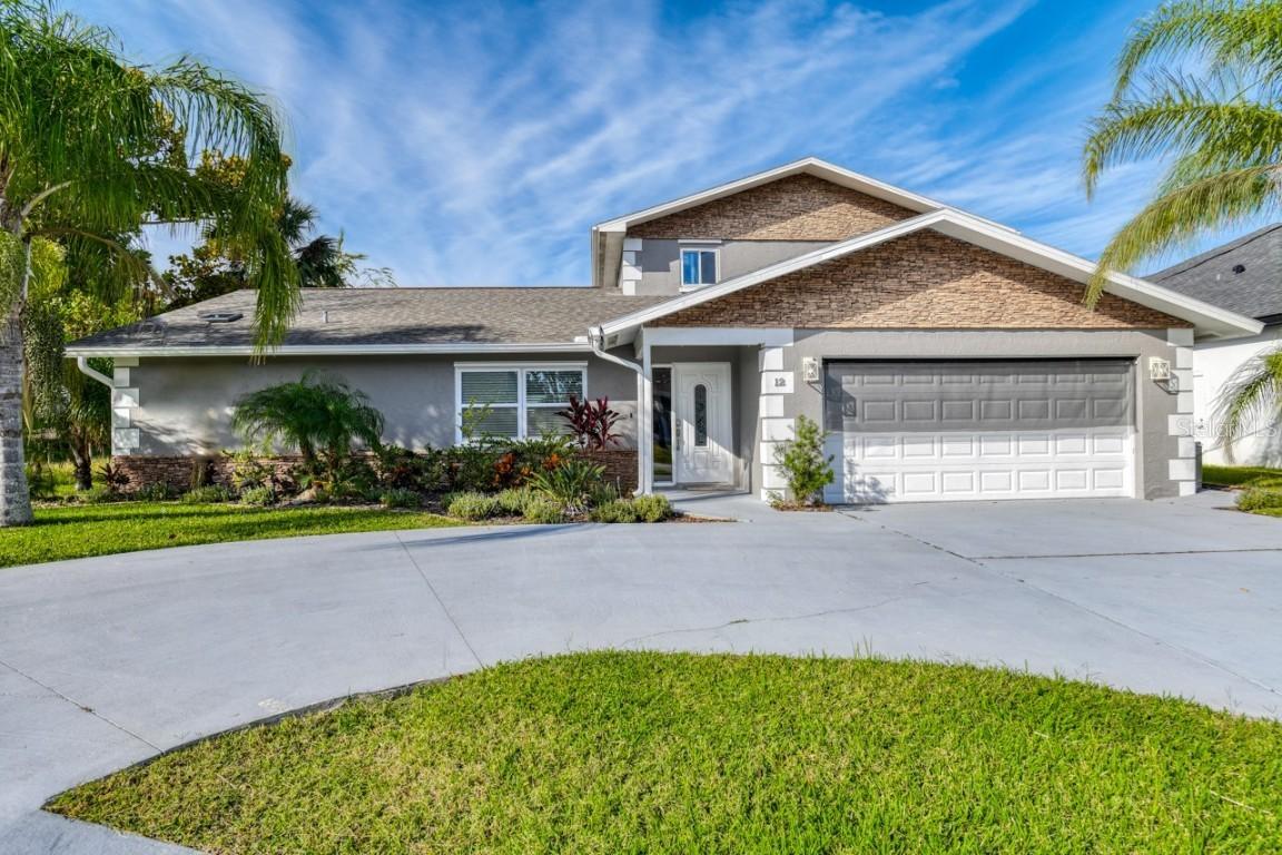 12 Cleveland Ct., Palm Coast, FL 32137