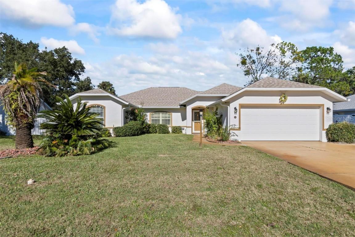 33 Panei Ln., Palm Coast, FL 32164