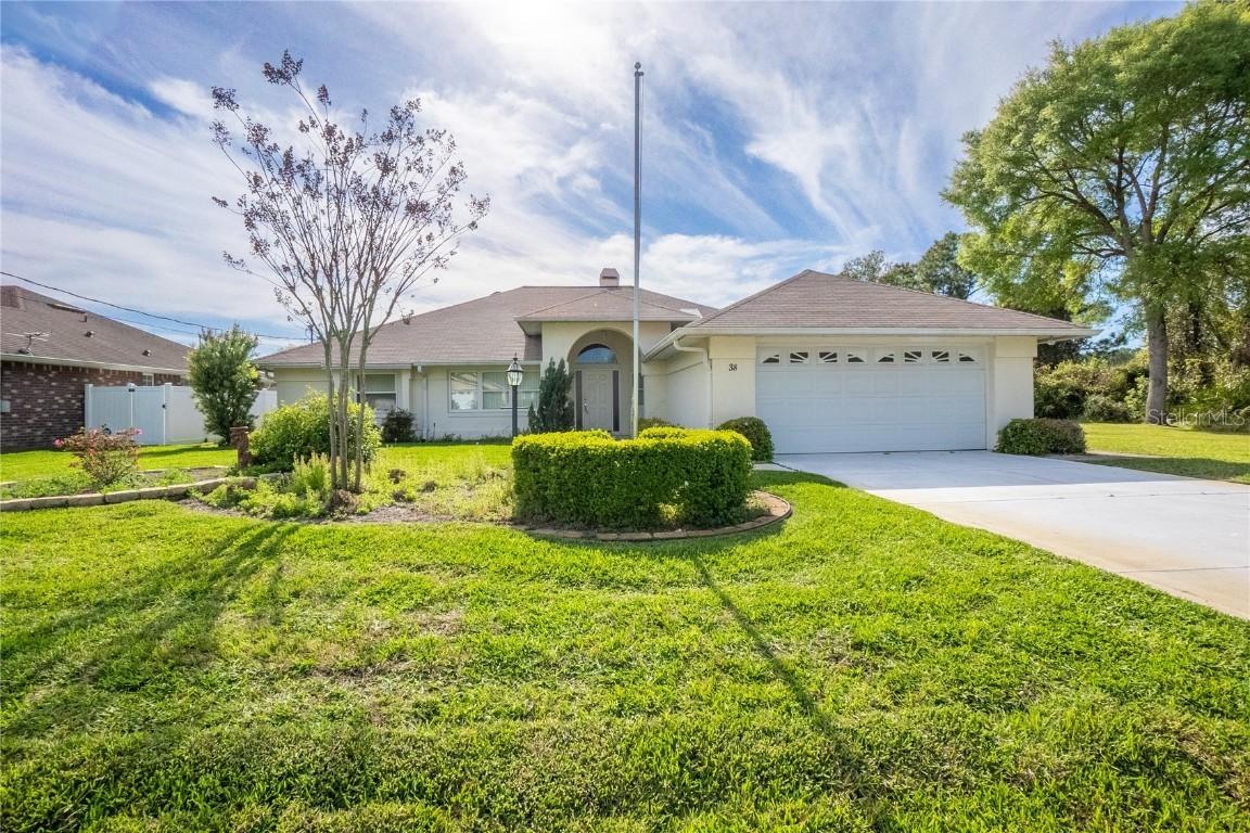 38 Freeland Ln., Palm Coast, FL 32137