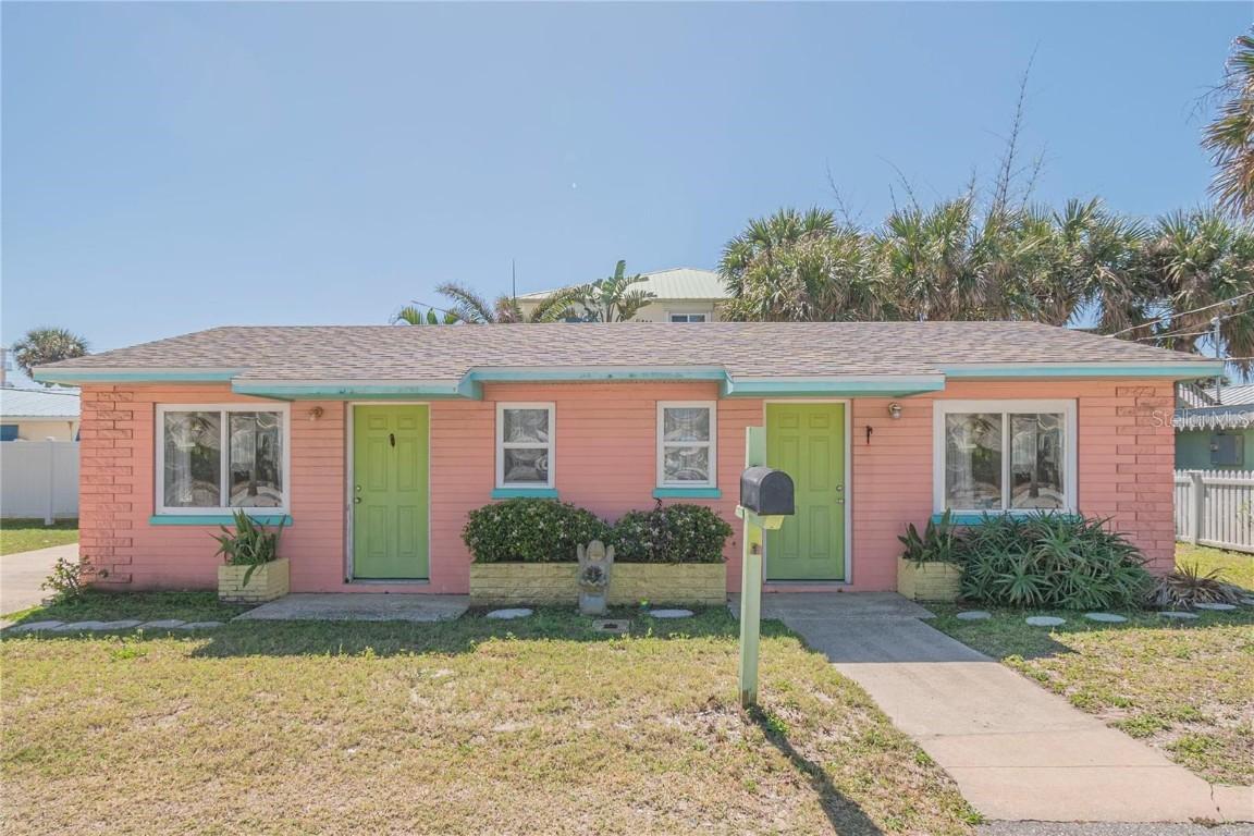 411 Esther St. #411 & 413, New Smyrna Beach, FL 32169