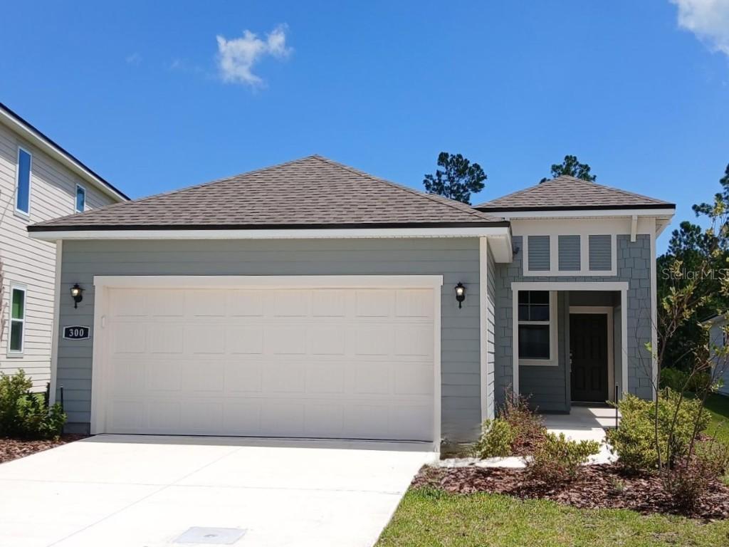 300 Montgomery Ct., Palm Coast, FL 32164