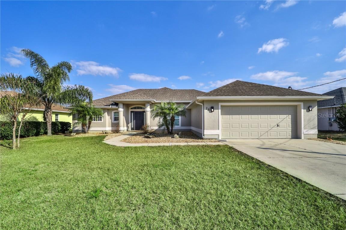 28 Bud Field Dr., Palm Coast, FL 32137