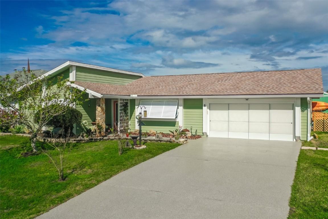 8 Corning Ct., Palm Coast, FL 32137