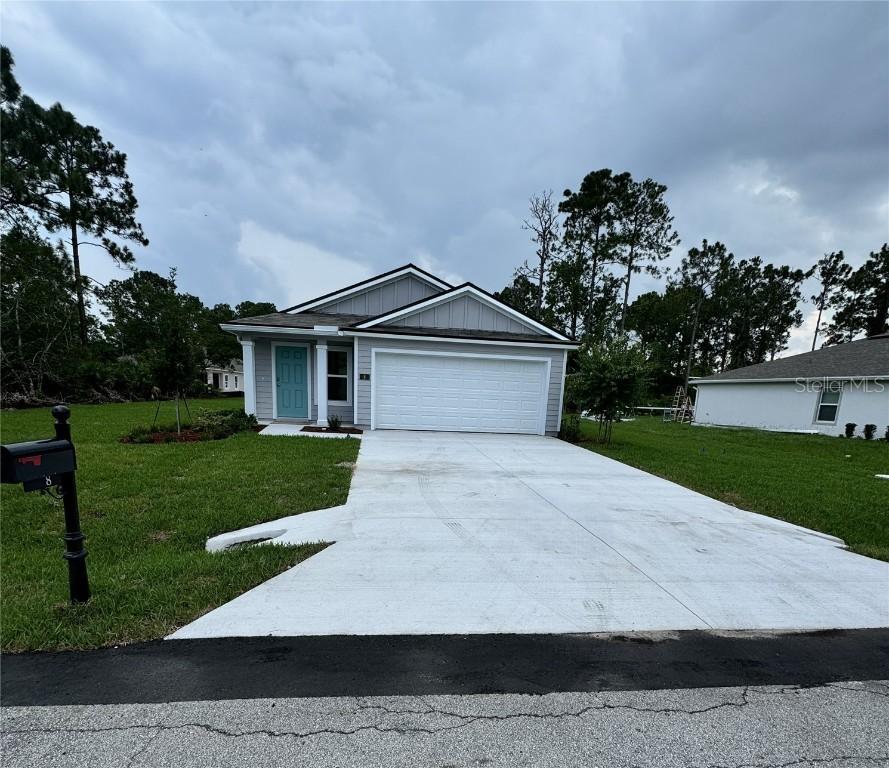 8 Phoenix Ln., Palm Coast, FL 32164