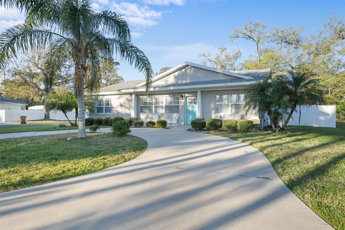 230 Palm Dr., Flagler Beach, FL 32136