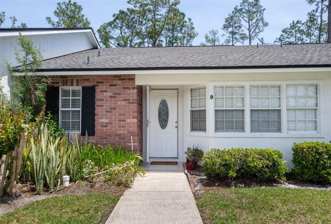 9 Kings Colony Ct., Palm Coast, FL 32137