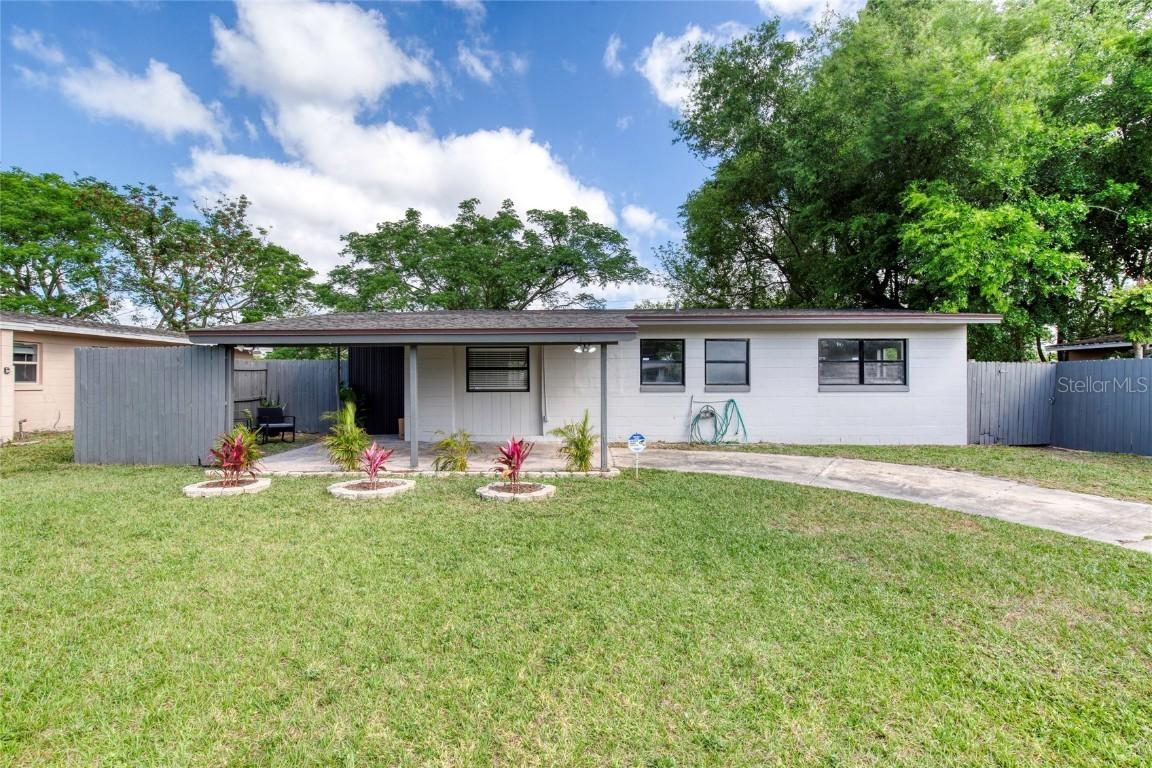 220 Woodmere Blvd., Sanford, FL 32773