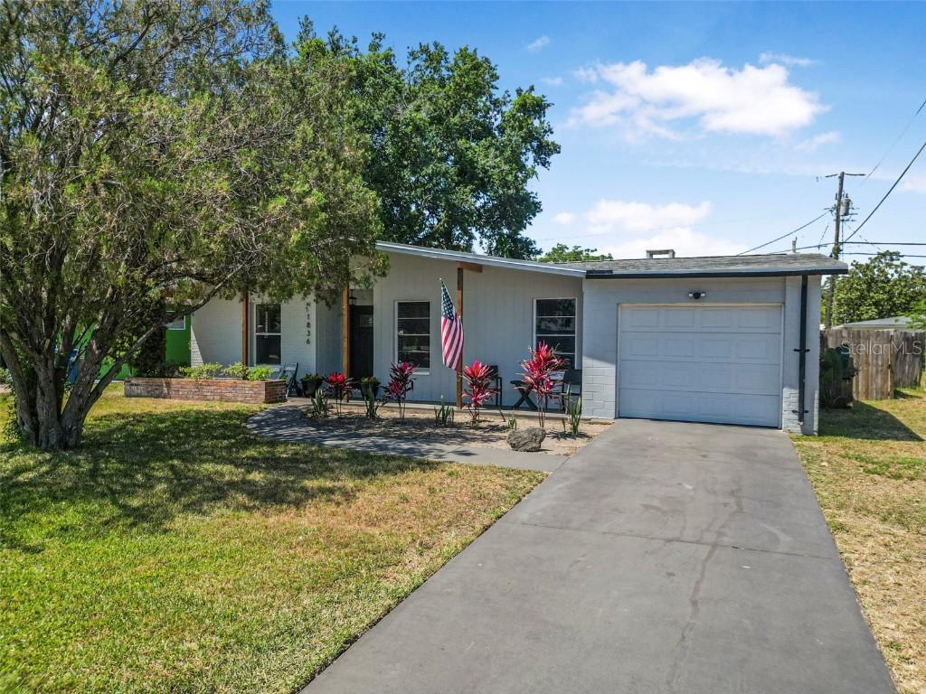 1836 Biscayne Ave., South Daytona, FL 32119