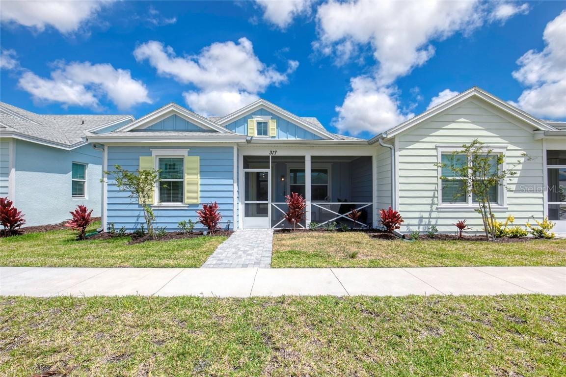 317 Gypsy Palace Ln., Daytona Beach, FL 32124