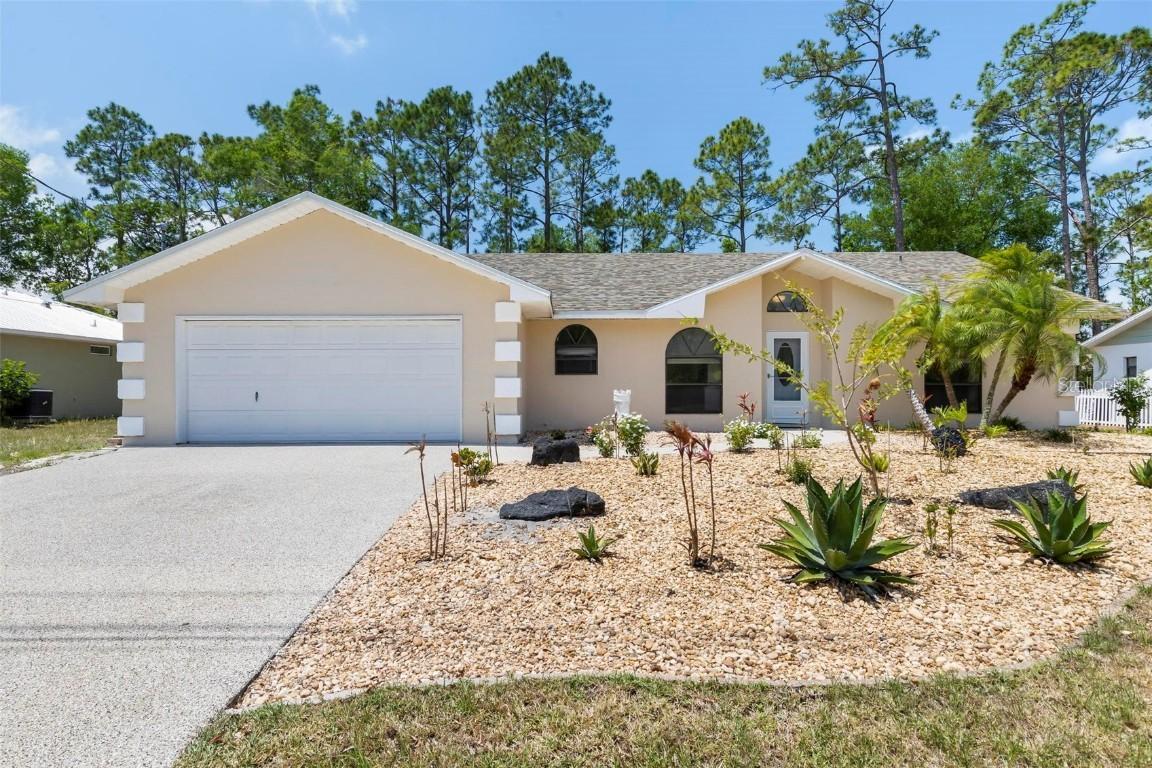 136 Pepperdine Dr., Palm Coast, FL 32164