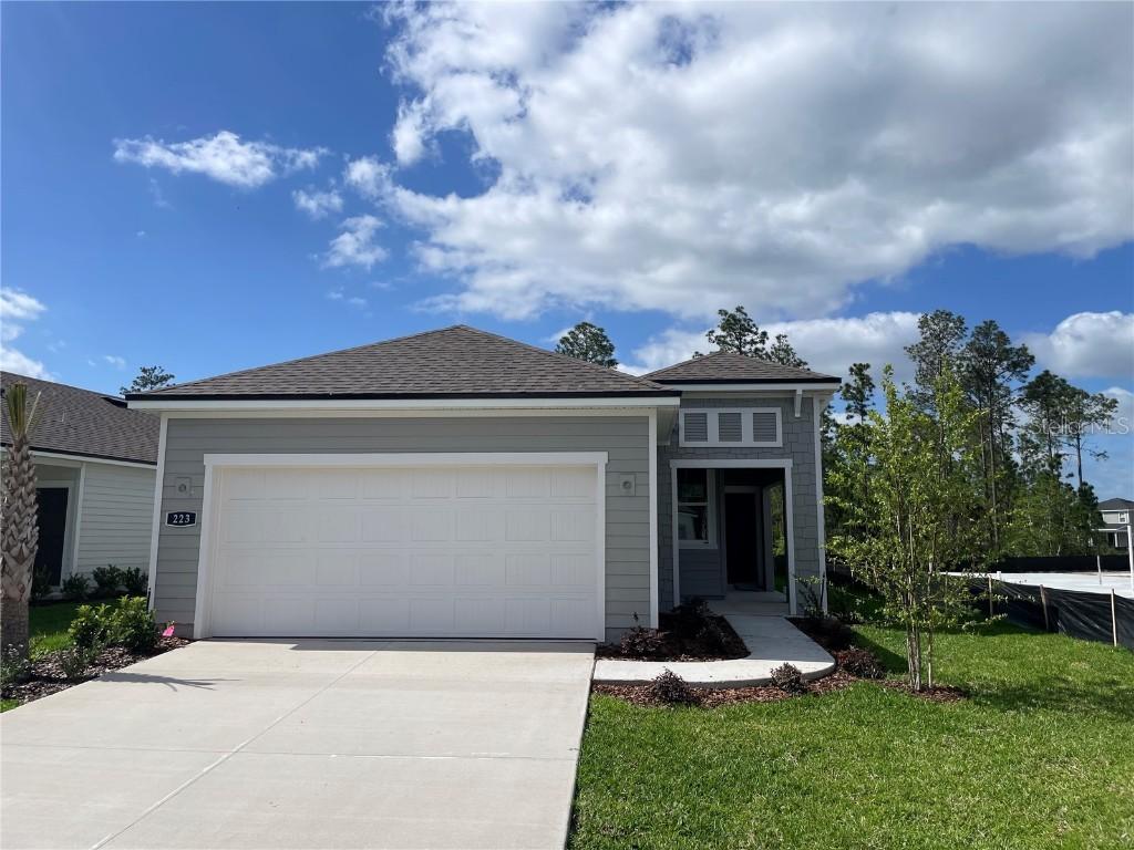 223 Montgomery Ct., Palm Coast, FL 32164