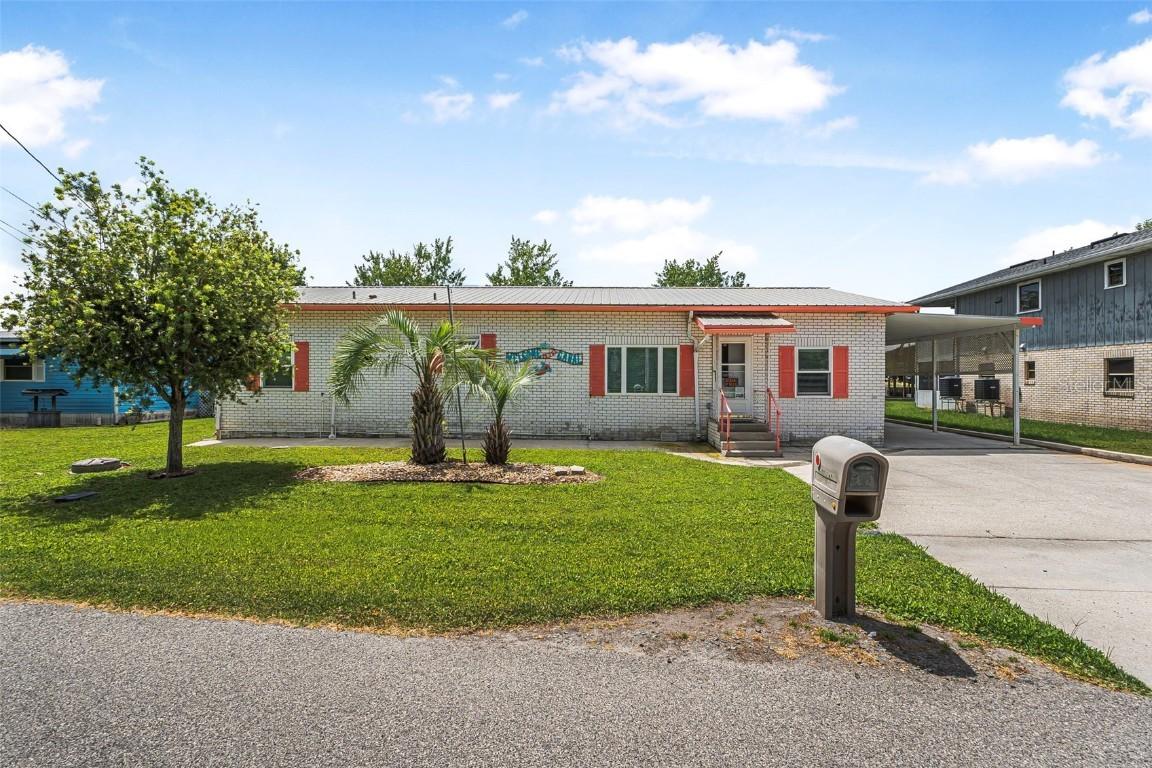 24538 Wildhog Rd., Astor, FL 32102
