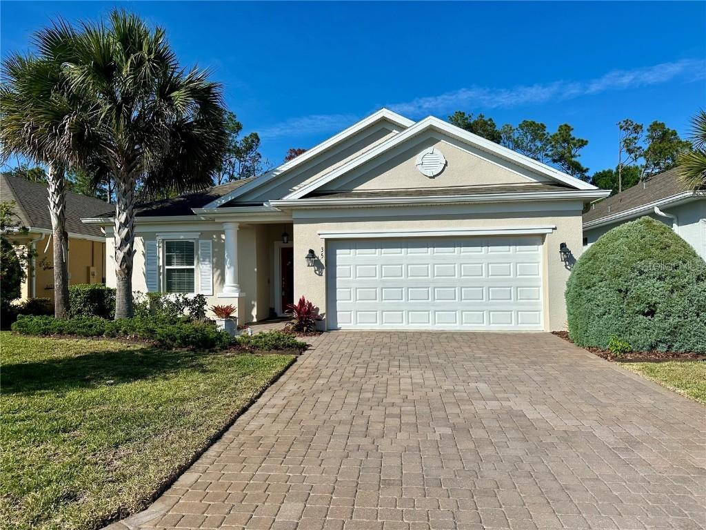 35 Park Place Cir., Palm Coast, FL 32164