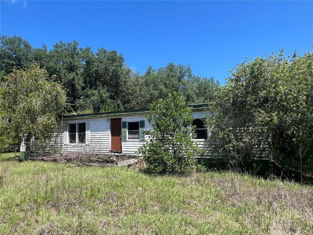 6200 Cr 248n, Lake Panasoffkee, FL 33538
