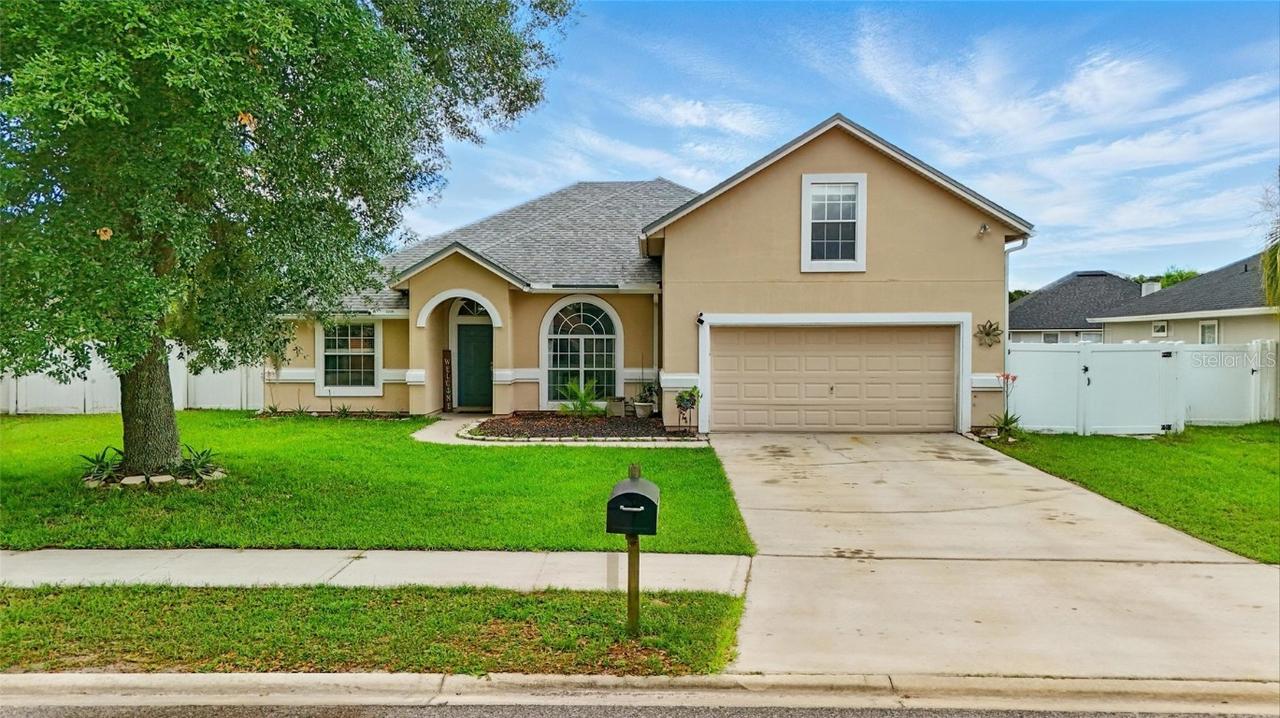 3208 Ginny Lake Dr., Middleburg, FL 32068