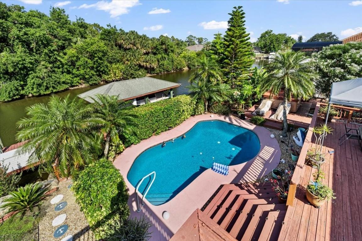20 Crescent Ct., Palm Coast, FL 32137
