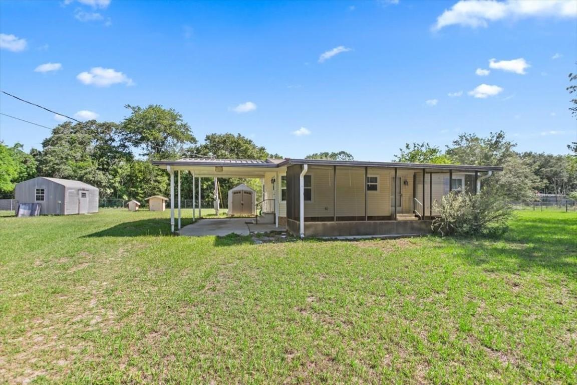 118 Frontier Dr., Satsuma, FL 32189