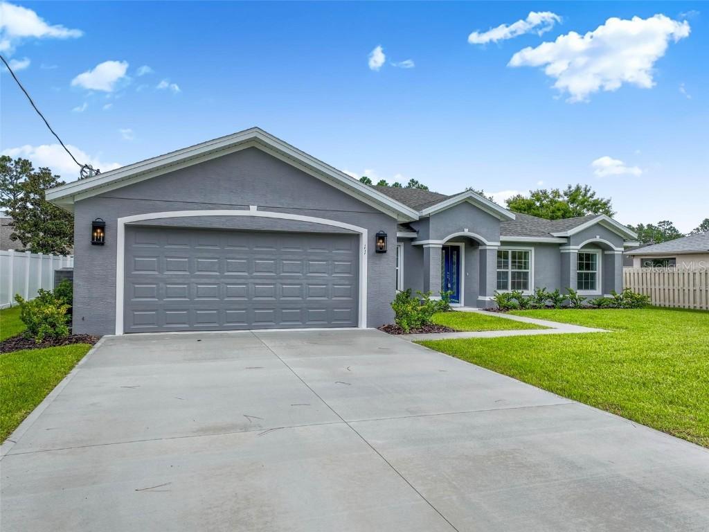 11 Riverdale Ln., Palm Coast, FL 32164