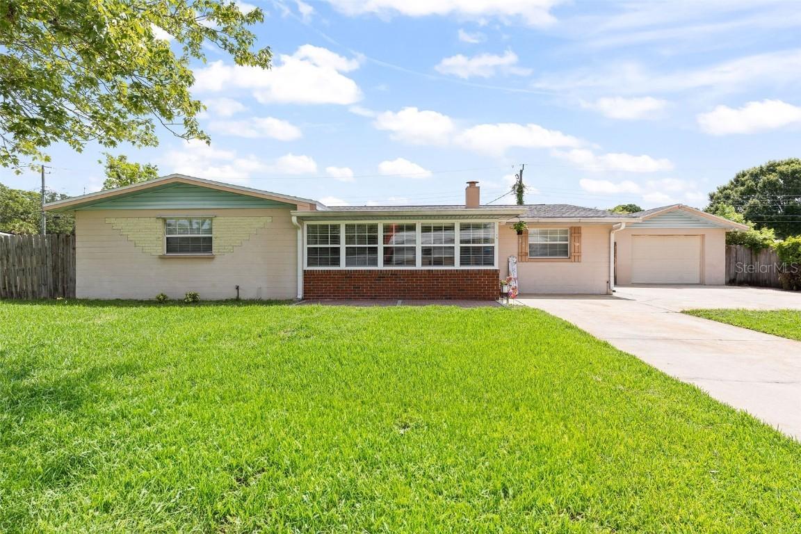 321 Scotland Dr., Daytona Beach, FL 32117