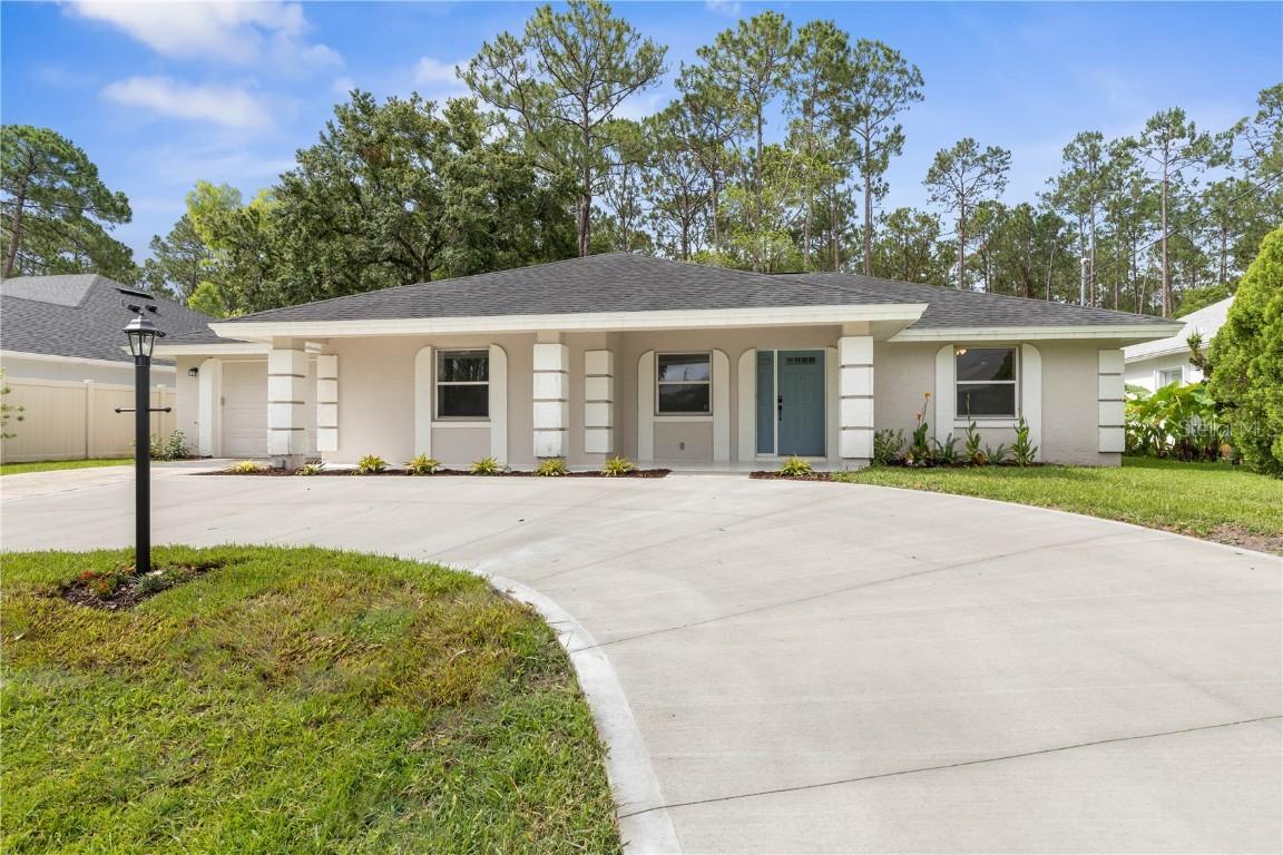 52 Woodworth Dr., Palm Coast, FL 32164