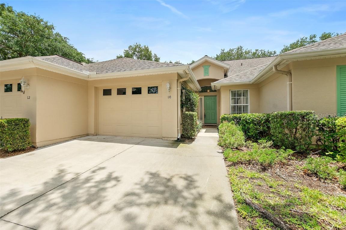10 Chatham Pl., Palm Coast, FL 32164