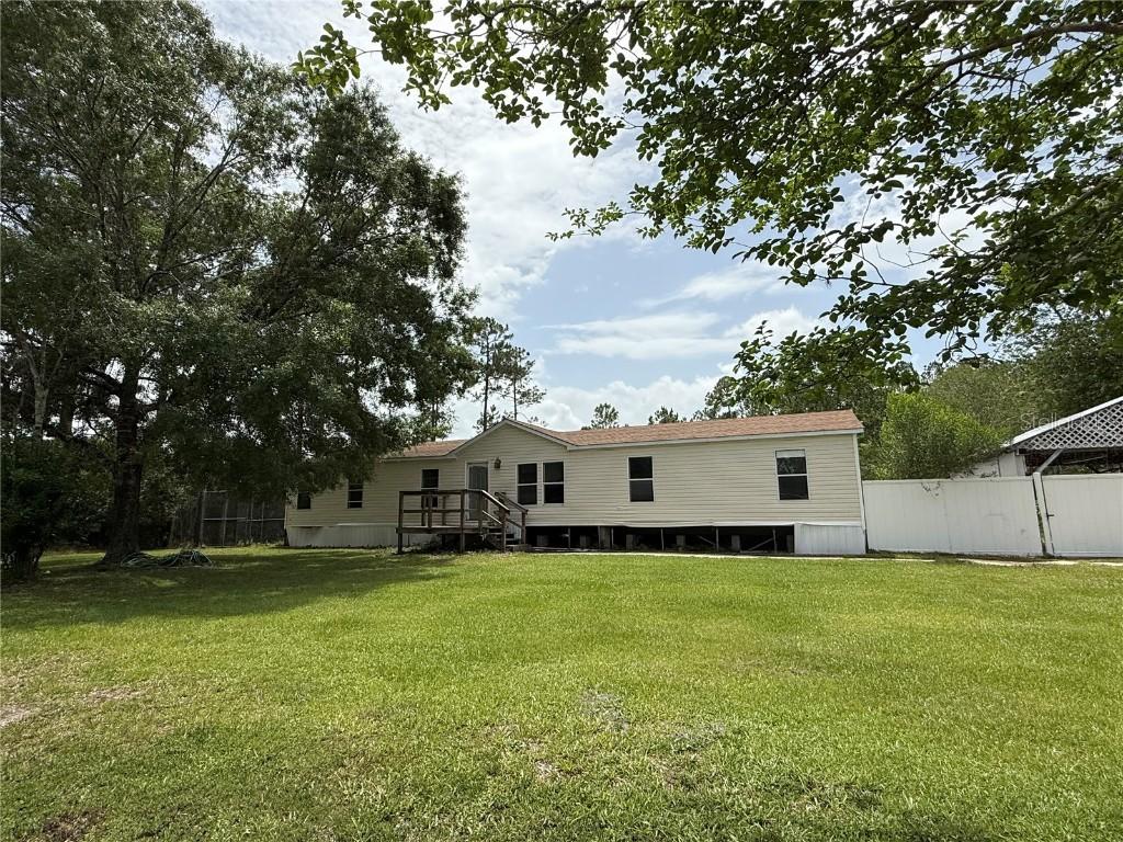 1760 Laurel Ave., Bunnell, FL 32110
